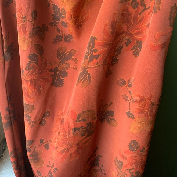 Vintage skirt with elastic back - Picture 4 of 4